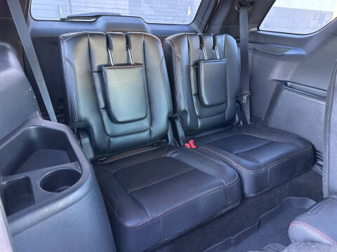 2016 Ford Explorer Sport