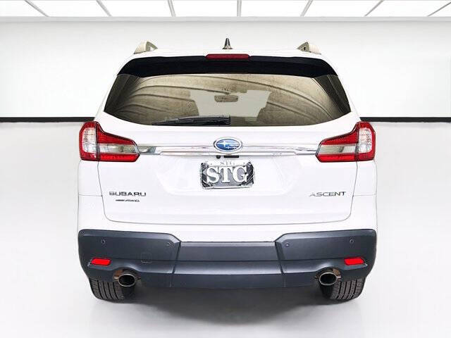 2022 Subaru Ascent Premium 8-Passenger