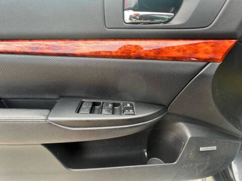2011 Subaru Outback 2.5i Limited