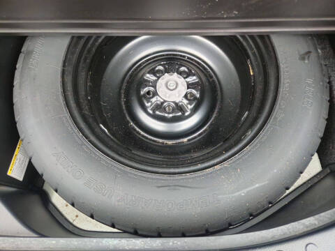 2017 Toyota RAV4 Hybrid XLE