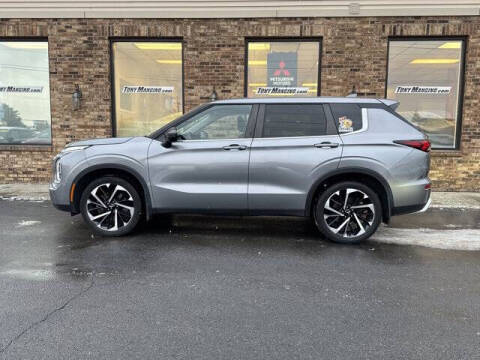 2022 Mitsubishi Outlander SE