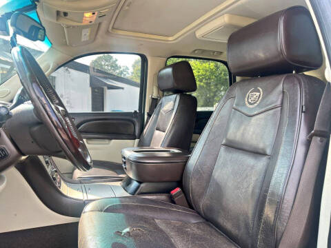 2012 Cadillac Escalade Platinum Edition