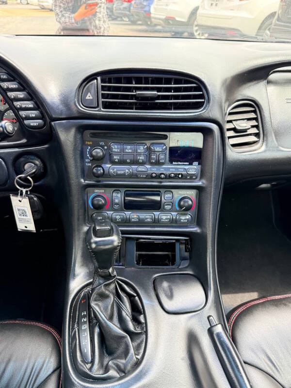 2004 Chevrolet Corvette