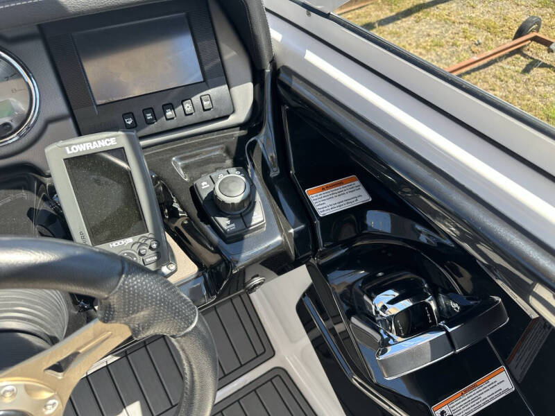 2016 Yamaha 242Limited