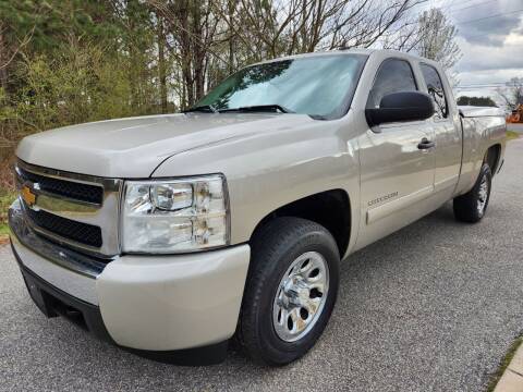2007 Chevrolet Silverado 1500 for sale at Marks and Son Used Cars in Athens GA