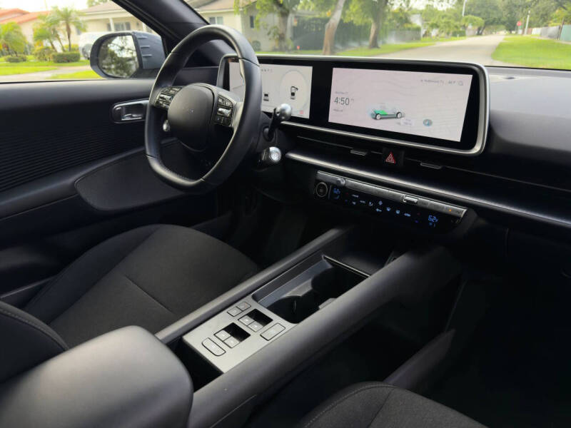 2024 Hyundai IONIQ 6 SE