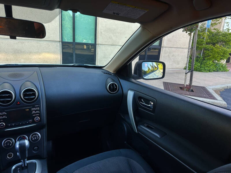 2014 Nissan Rogue Select S