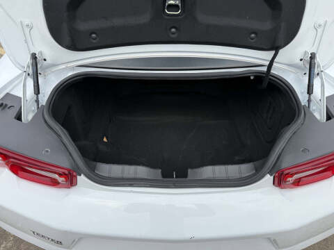 2023 Chevrolet Camaro LT