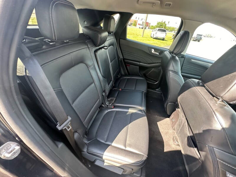 2021 Ford Escape Titanium