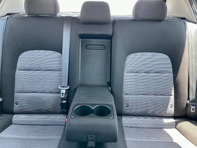 2016 Kia Forte5 LX