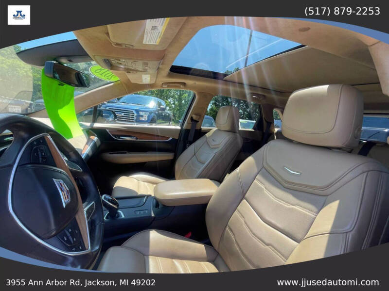 2018 Cadillac XT5 Platinum