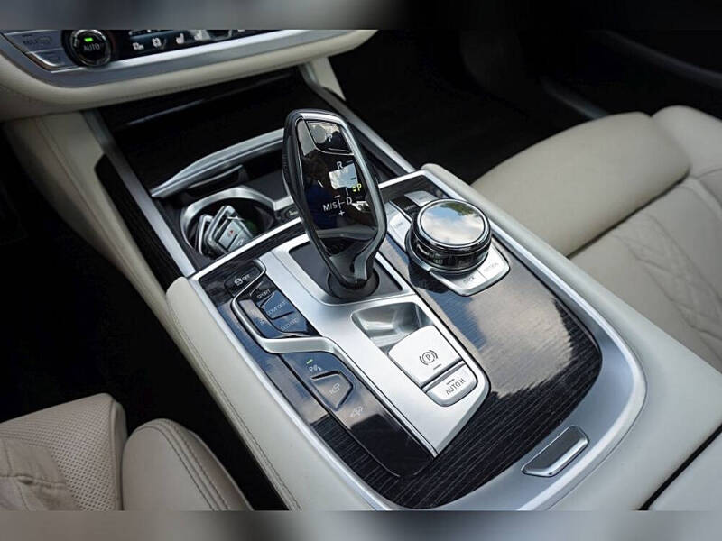 2019 BMW 7 Series 750i