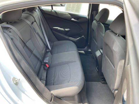 2017 Chevrolet Cruze LT Auto