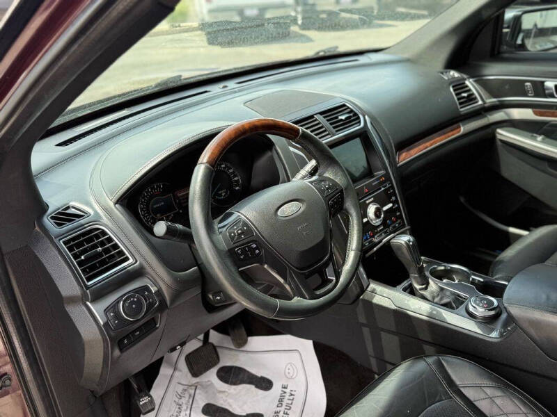 2018 Ford Explorer Platinum