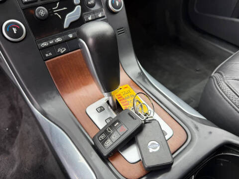 2011 Volvo XC70 3.2