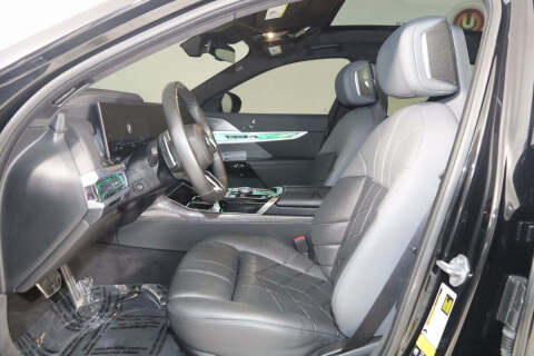 2023 BMW 7 Series 760i xDrive