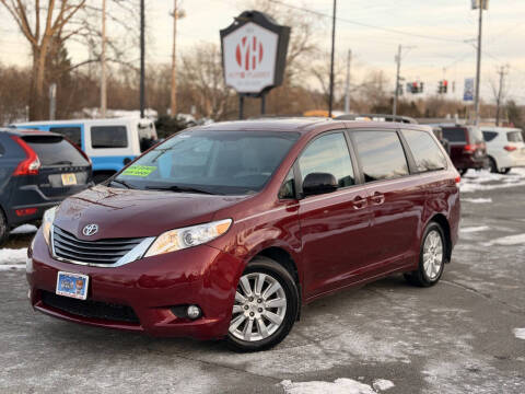 2014 Toyota Sienna XLE 7-Passenger