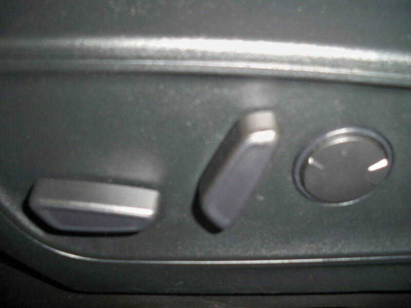 2022 Ford Escape Hybrid SE