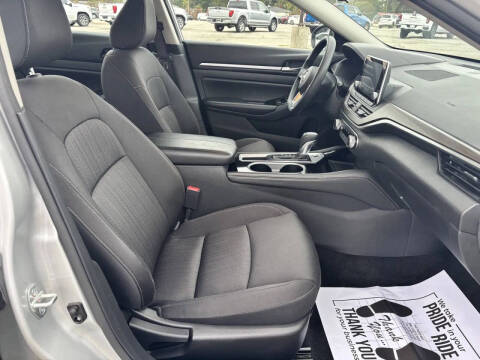 2023 Nissan Altima 2.5 SV