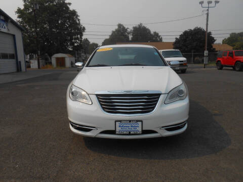 2013 Chrysler 200 Limited
