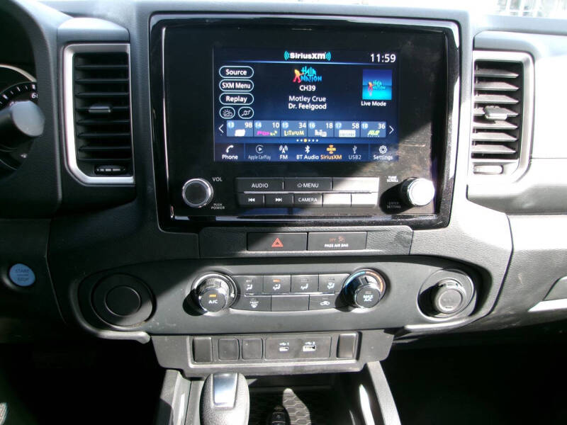 2022 Nissan Frontier S