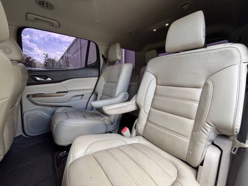 2017 GMC Acadia Denali