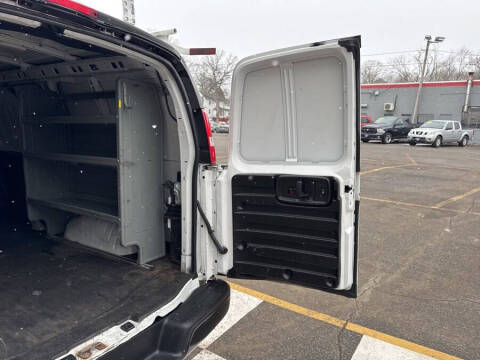2020 Chevrolet Express 2500