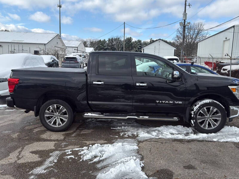 2019 Nissan Titan SL