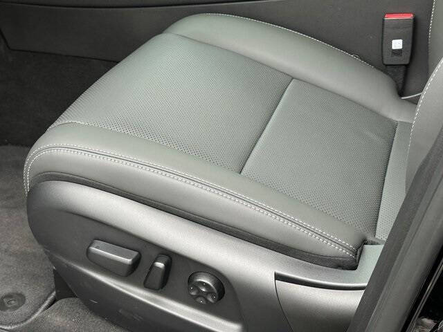 2025 VinFast VF8 Plus