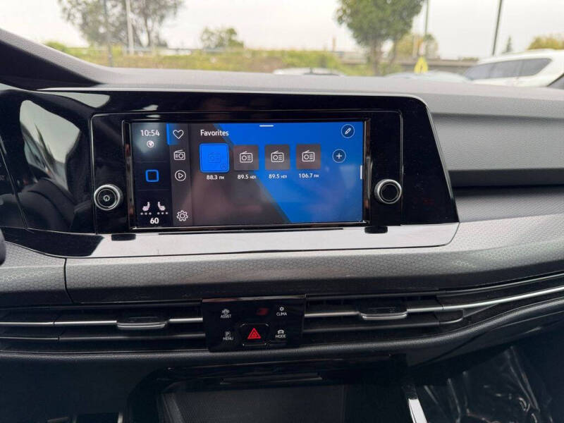 2023 Volkswagen Golf GTI 40th Anniversary Edition