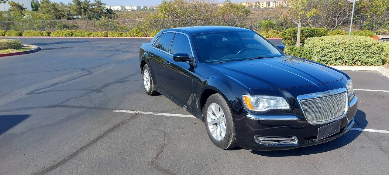 2014 Chrysler 300 for sale at Best Way Auto in San Diego, CA