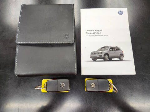 2018 Volkswagen Tiguan Limited 2.0T 4Motion