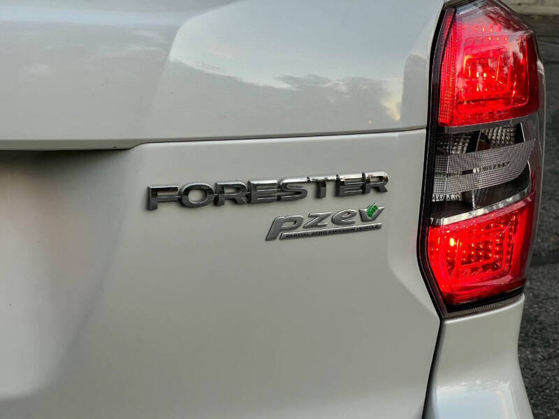 2015 Subaru Forester 2.5i Touring
