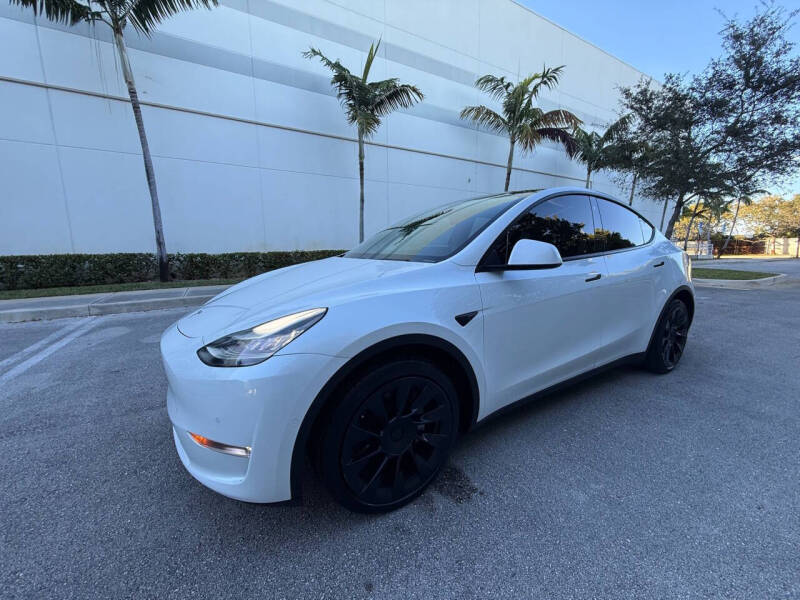 2021 Tesla Model Y Long Range's photo