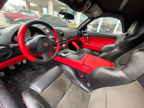 2004 Dodge Viper SRT-10