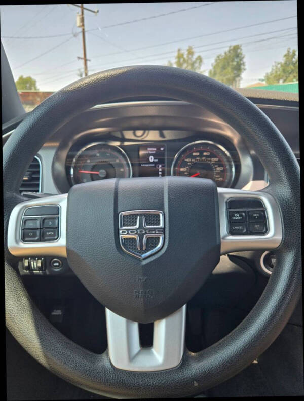 2014 Dodge Charger SE