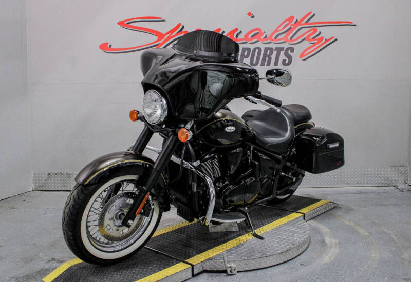 2023 Kawasaki Vulcan 900 Classic