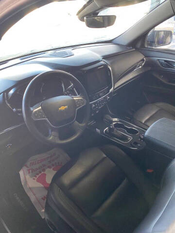 2023 Chevrolet Traverse LT Leather