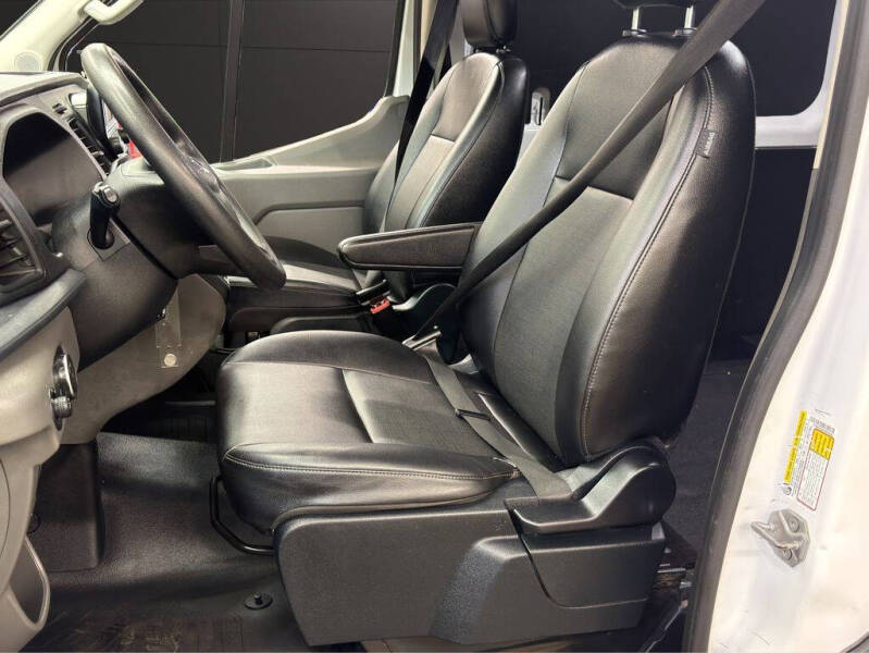2023 Ford Transit