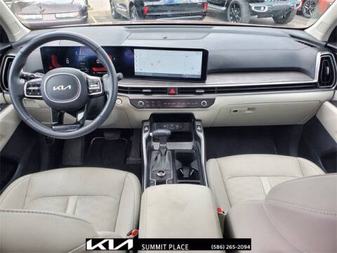 2025 Kia Sorento X-Line EX