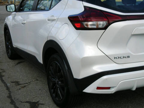 2021 Nissan Kicks SV