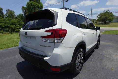 2023 Subaru Forester Premium
