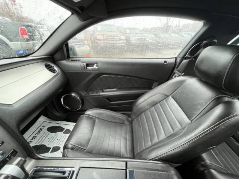 2010 Ford Mustang V6