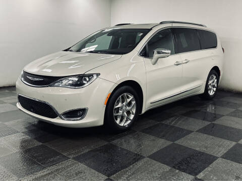 2017 Chrysler Pacifica for sale at Brunswick Auto Mart in Brunswick OH