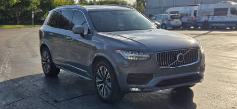 2021 Volvo XC90 T5 Momentum