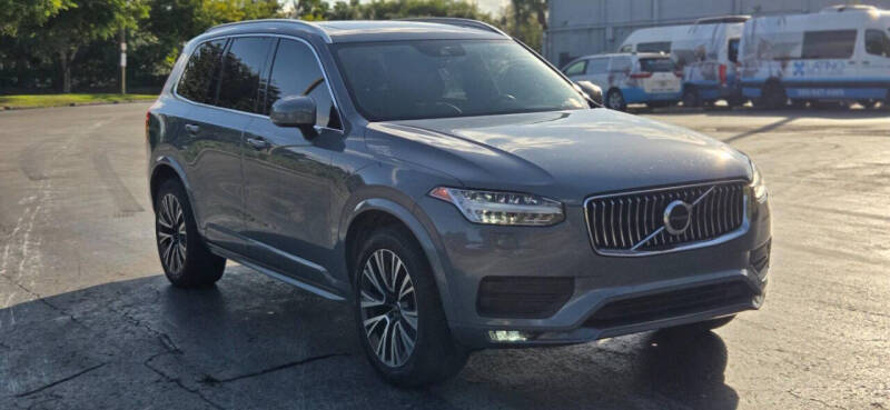 2021 Volvo XC90 T5 Momentum