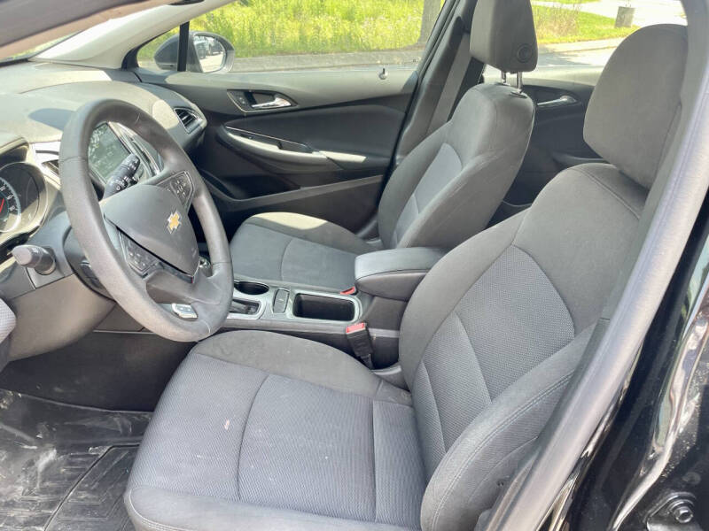 2018 Chevrolet Cruze LT Auto