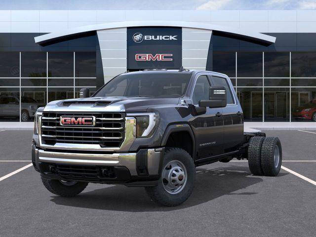 2025 GMC Sierra 3500HD CC Pro