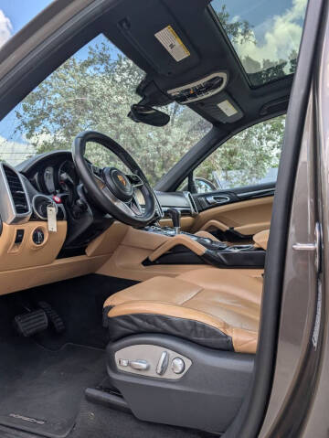 2016 Porsche Cayenne