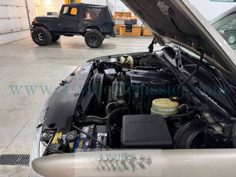 2002 Chevrolet Suburban
